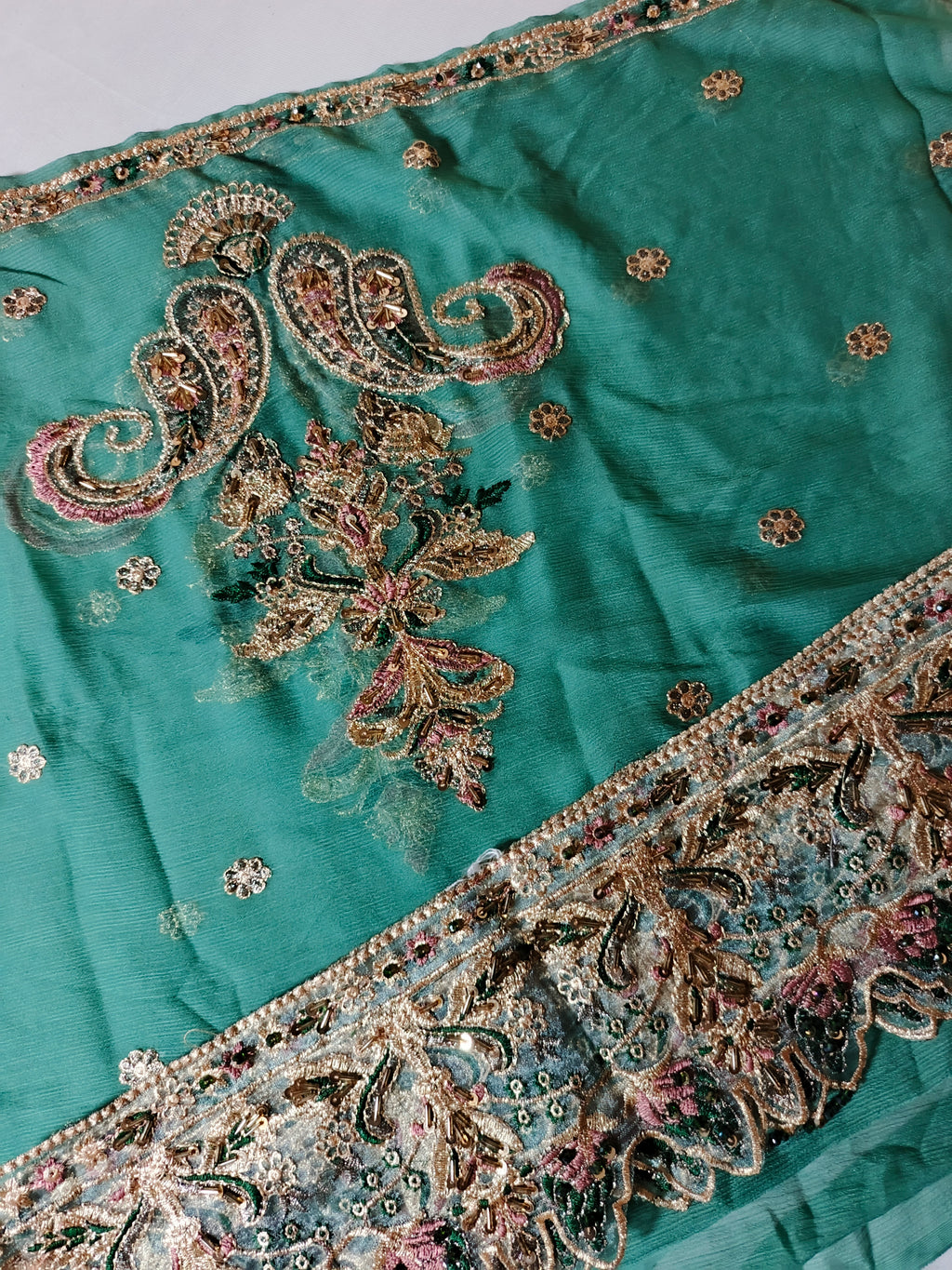 Unsttiched Chifoon Handworked 3pc