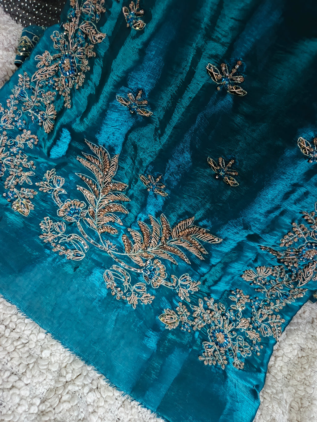 Unsttiched Silk 3pc Handworked