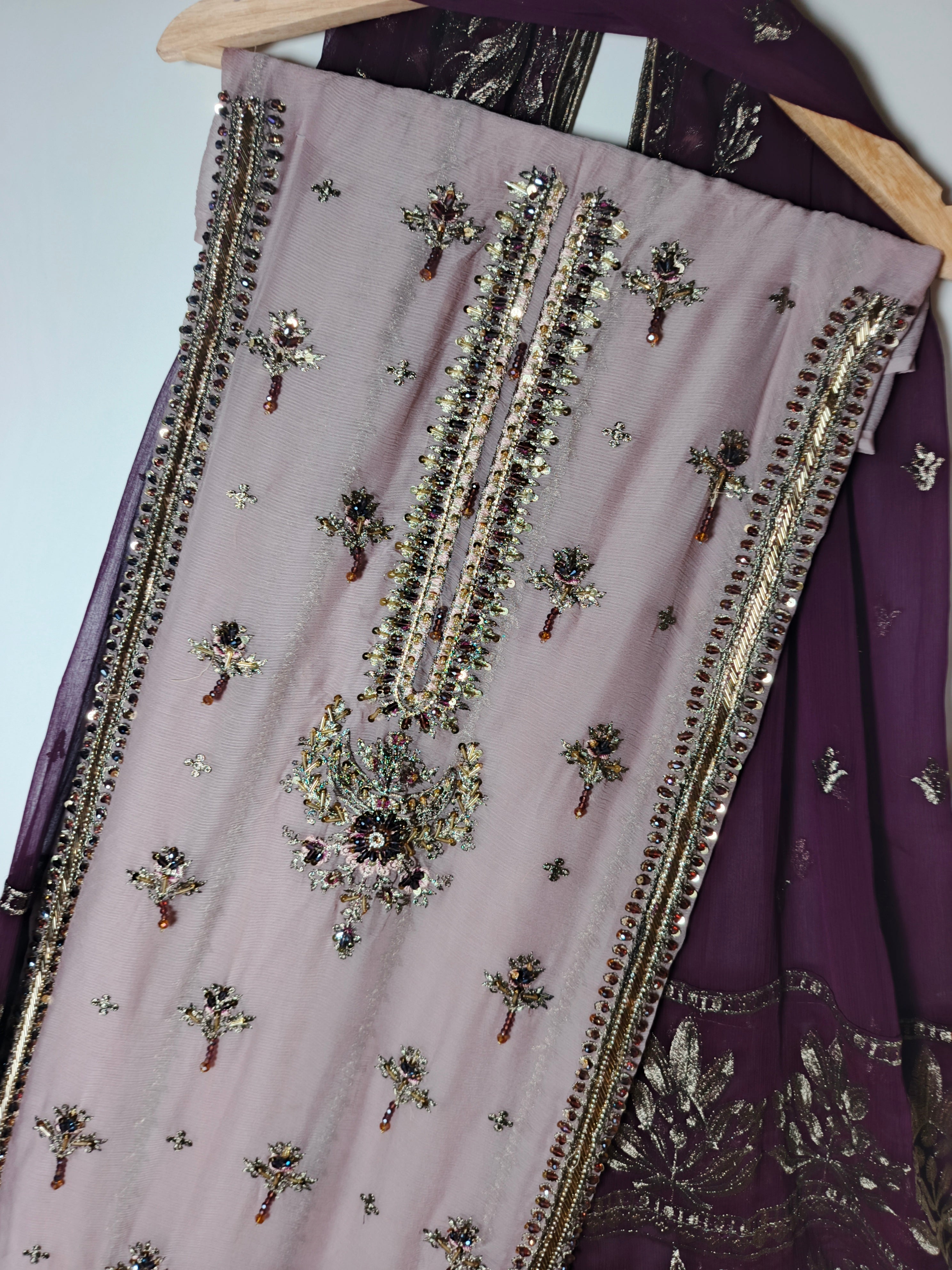 Unsttiched Chifoon Handworked 3pc