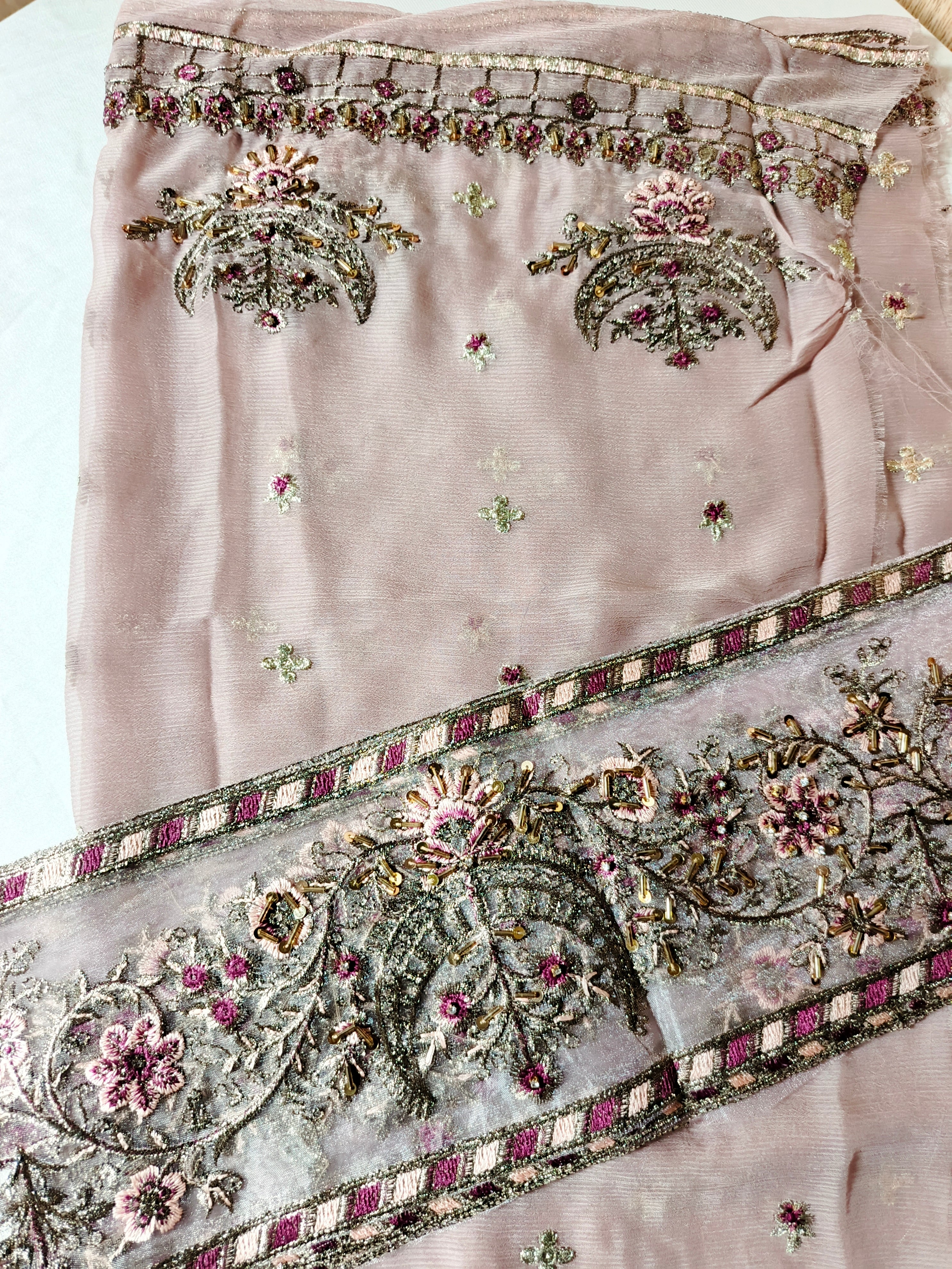 Unsttiched Chifoon Handworked 3pc